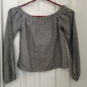 Brandy Melville | off the shoulder top | S